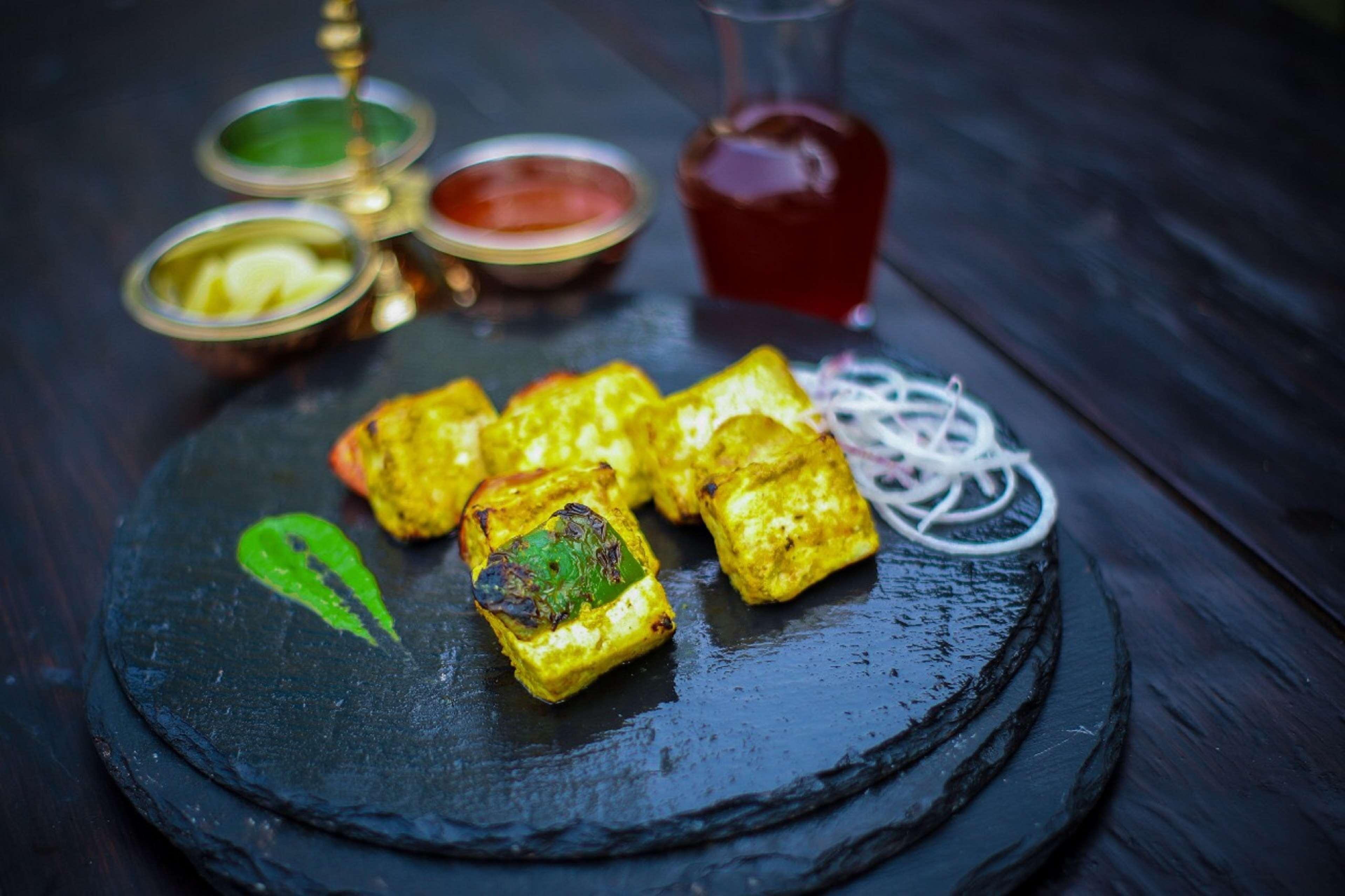 Hilton Mumbai International Airport Hotel Kültér fotó Paneer tikka